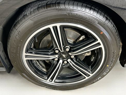 Used 2024 Ford Mustang Premium image 11