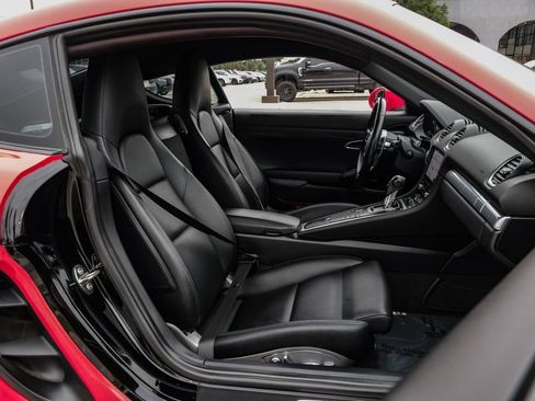 Used 2017 Porsche 718 Cayman S RWD image 38