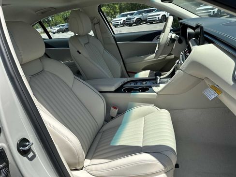 New 2026 Genesis G70 2.5T Prestige RWD image 25