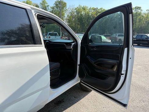 Used 2019 Chevrolet Tahoe 4WD image 27