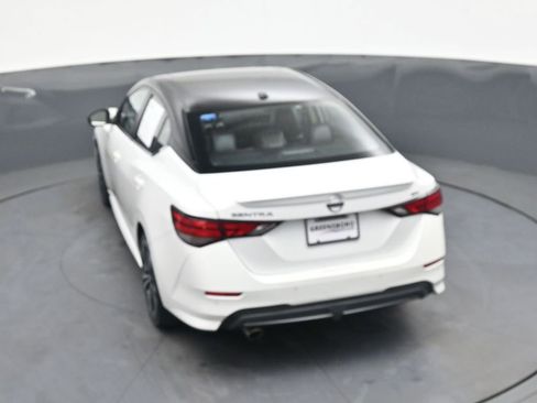 Used 2022 Nissan Sentra SR w/ SR Premium Package FWD image 33