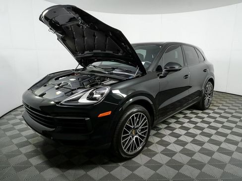 Certified 2023 Porsche Cayenne image 35