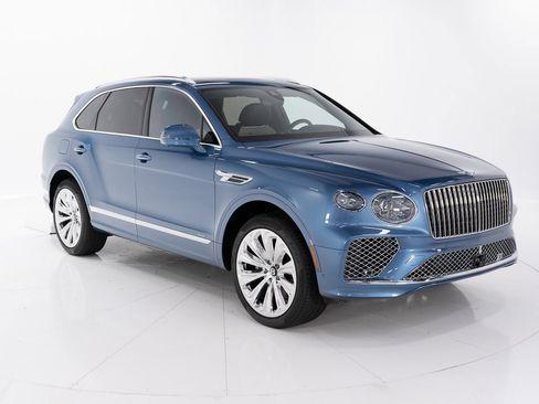 Certified 2025 Bentley Bentayga image 7