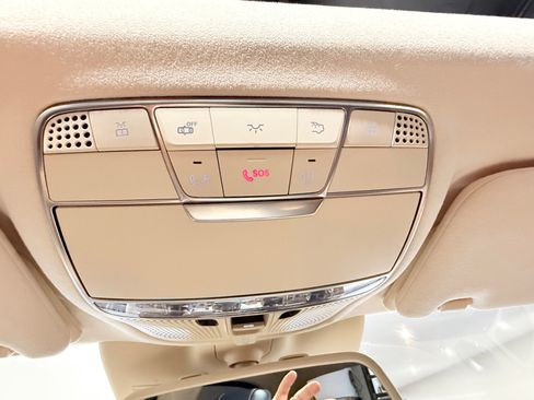 Used 2017 Mercedes-Benz S 550 Sedan w/ Sport Package w/ Sport Package image 40