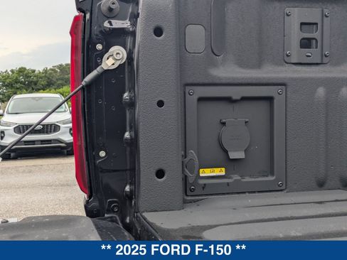 Used 2025 Ford F150 XLT w/ Equipment Group 302A MID AWD/4WD image 15