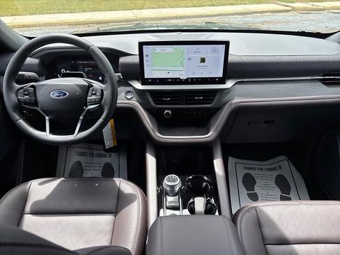 New 2026 Ford Explorer Platinum RWD image 21