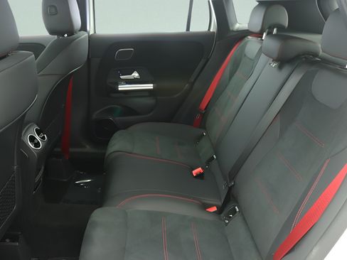 Certified 2026 Mercedes-Benz GLA 35 AMG 4MATIC image 31