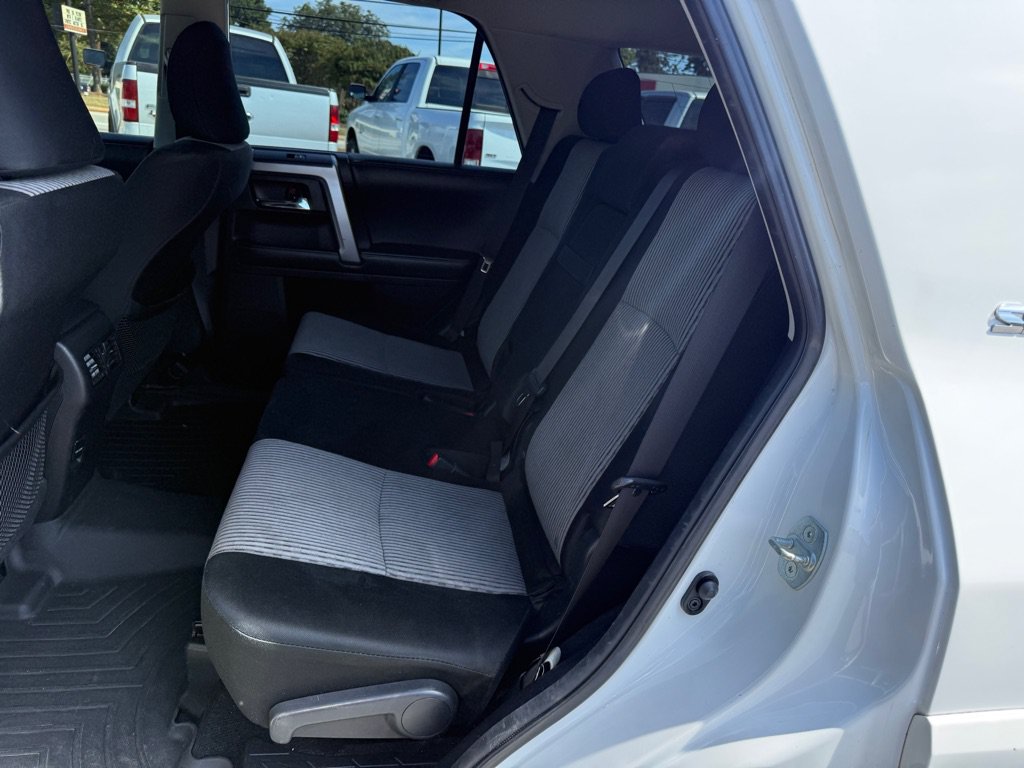 Used 2014 Toyota 4Runner SR5 RWD image 13