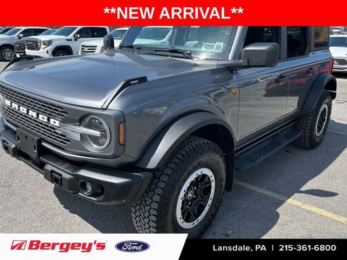 Used 2025 Ford Bronco Badlands w/ Sasquatch Package AWD/4WD image 1