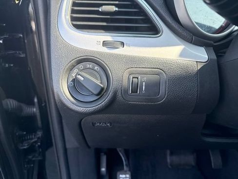 Used 2018 Dodge Journey SE w/ Connectivity Group FWD image 25