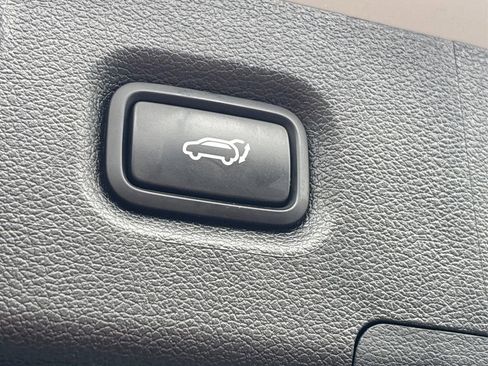 Certified 2023 Hyundai Santa Fe SEL w/ Premium Package image 16