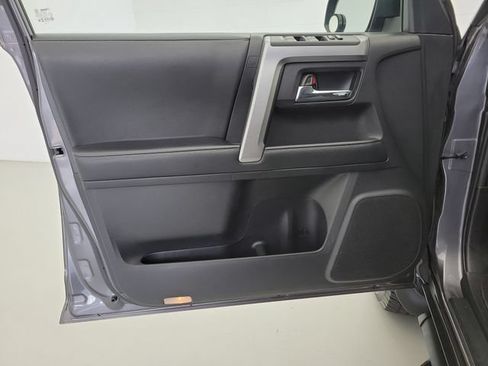 Used 2021 Toyota 4Runner SR5 Premium RWD image 18