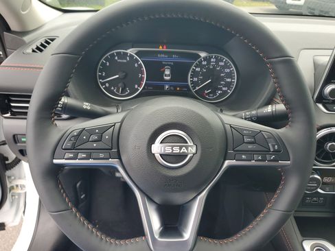 New 2025 Nissan Sentra SR w/ SR Premium Package image 21