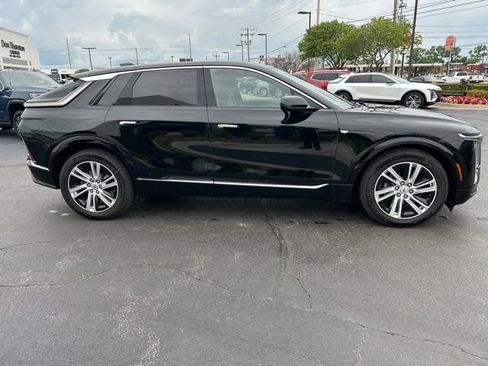 Used 2024 Cadillac Lyriq Tech w/ LPO, Floor Liner Package AWD/4WD image 5