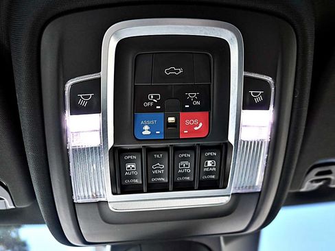 Used 2019 RAM 1500 Limited AWD/4WD image 33
