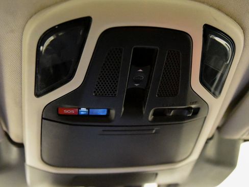 Used 2024 Subaru Outback Touring XT image 29