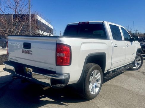 Used 2018 GMC Sierra 1500 SLE w/ SLE Value Package image 5