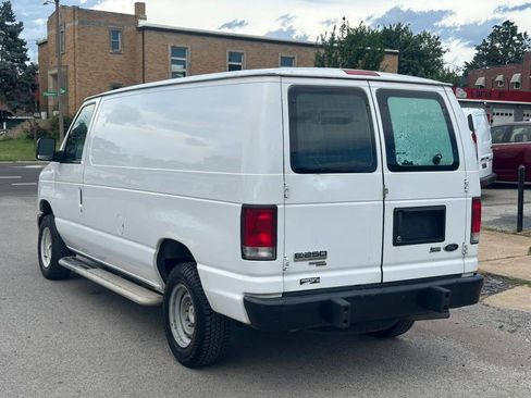 Used 2014 Ford E-250 and Econoline 250 w/ Power Group RWD image 6