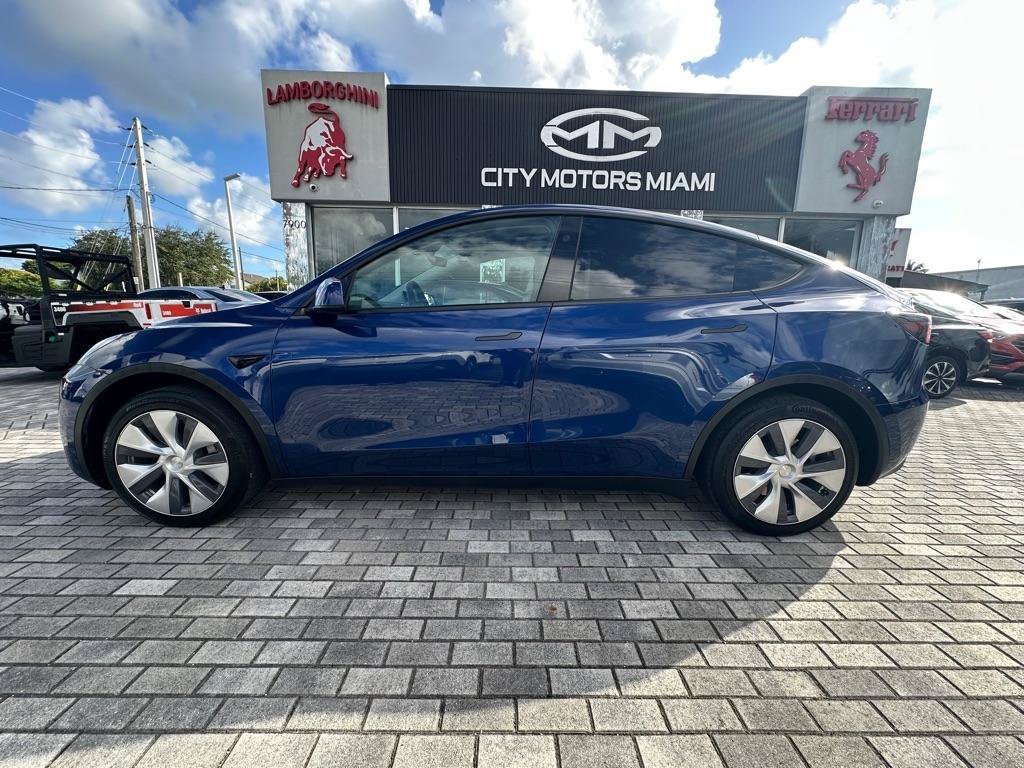 Used 2024 Tesla Model Y 2WD image 4