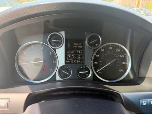 Used 2013 Lexus LX 570 4WD image 19