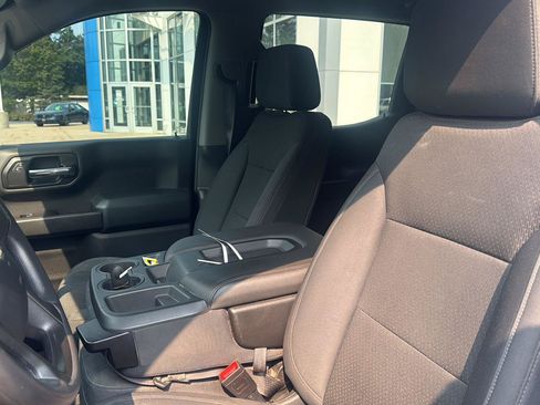 Used 2019 Chevrolet Silverado 1500 Custom AWD/4WD image 12