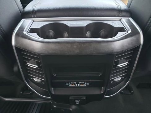 Used 2022 RAM 1500 Big Horn AWD/4WD image 16