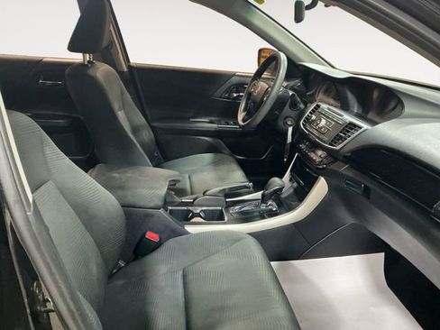 Used 2016 Honda Accord LX image 15