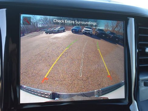 Used 2024 RAM 1500 Laramie image 38