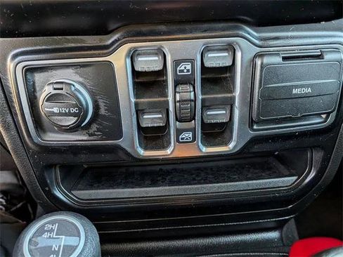 Certified 2021 Jeep Wrangler Unlimited Sport image 23