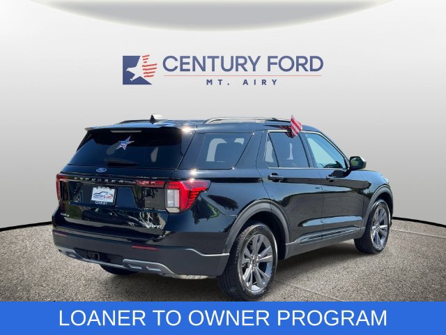 Used 2026 Ford Explorer Active w/ Active Comfort Package AWD/4WD image 2