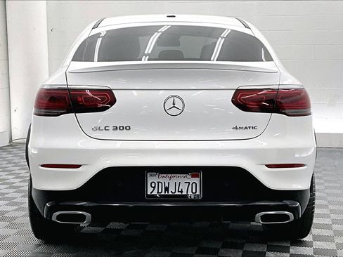 Used 2023 Mercedes-Benz GLC 300 4MATIC Coupe image 3