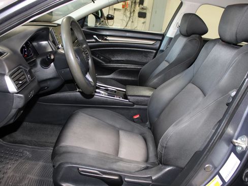 Used 2019 Honda Accord LX image 22
