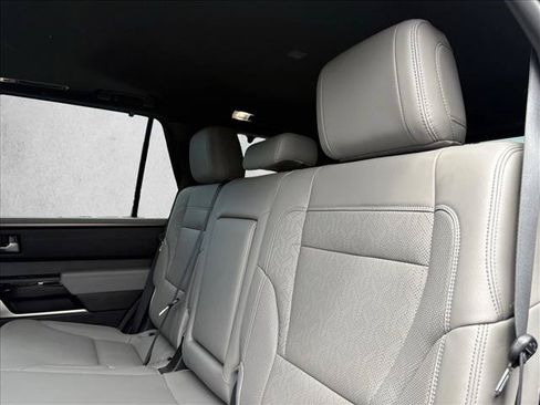 Used 2025 Toyota Sequoia Limited AWD/4WD image 27
