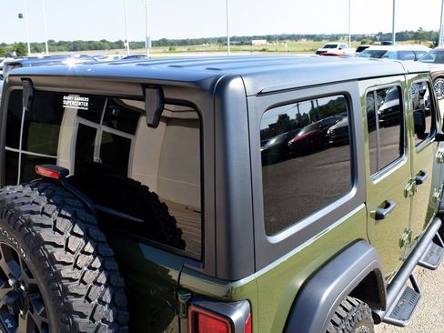 Certified 2021 Jeep Wrangler Unlimited Sport image 10