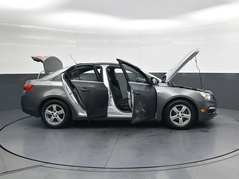 Used 2016 Chevrolet Cruze LT FWD image 47
