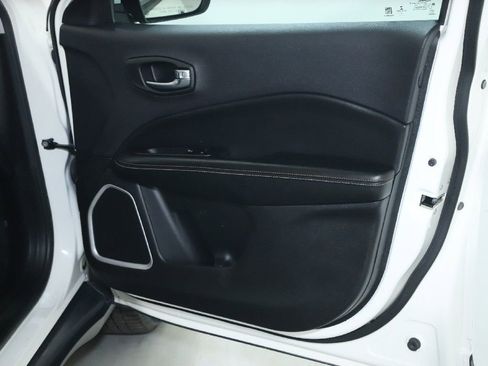 Used 2020 Jeep Compass Latitude w/ Cold Weather Group image 33