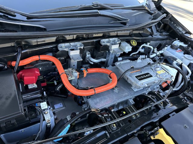 Used 2024 Nissan Ariya FWD image 37