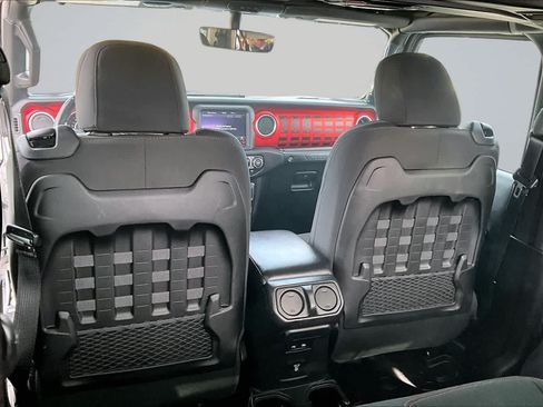 Used 2020 Jeep Wrangler Rubicon AWD/4WD image 11