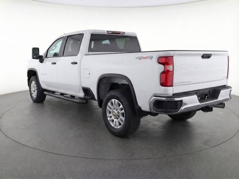 Used 2023 Chevrolet Silverado 2500 W/T w/ WT Fleet Convenience Package image 6