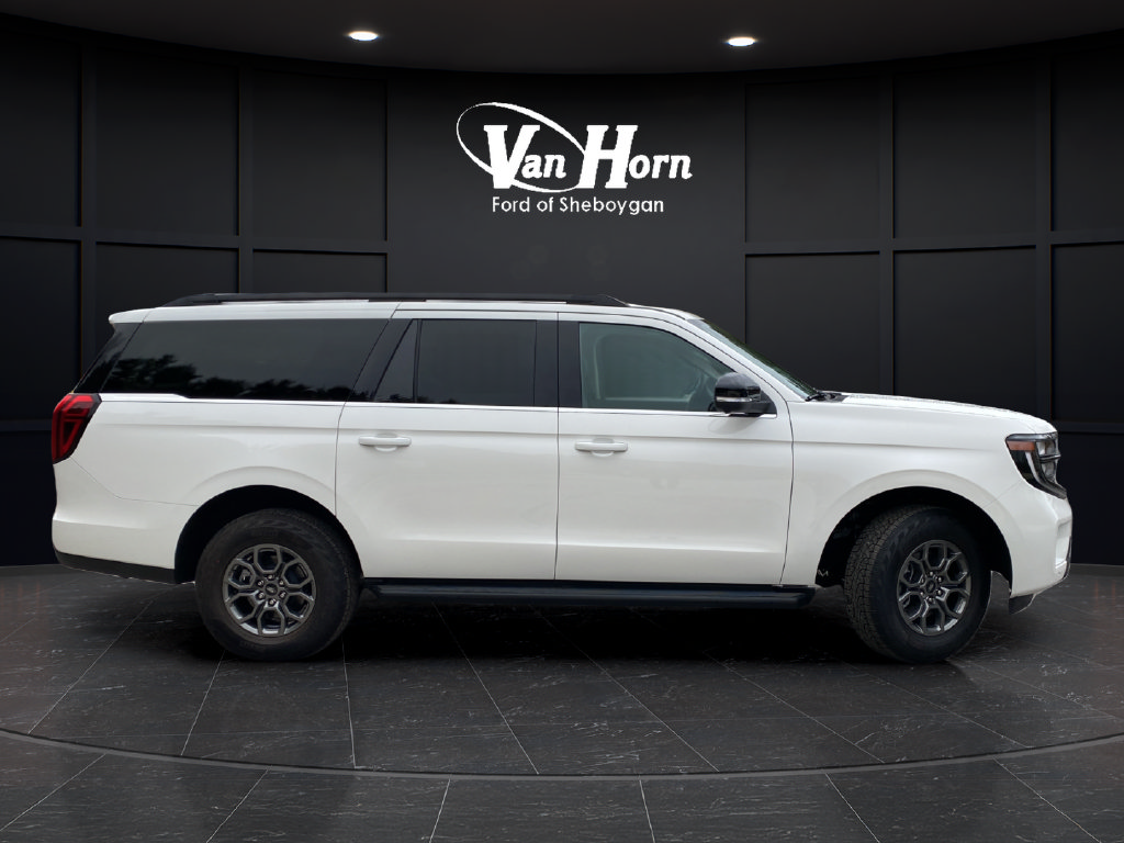 Used 2026 Ford Expedition Max Active AWD/4WD image 2