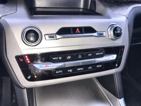 Used 2024 Ford Explorer Timberline w/ Timberline Technology Package image 19