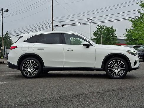 Used 2023 Mercedes-Benz GLC 300 4MATIC image 10