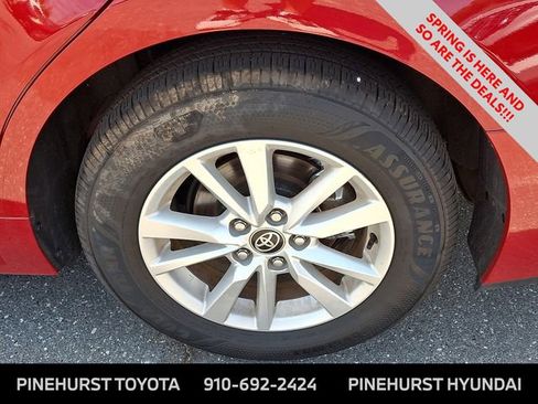 Used 2025 Toyota Camry LE image 9