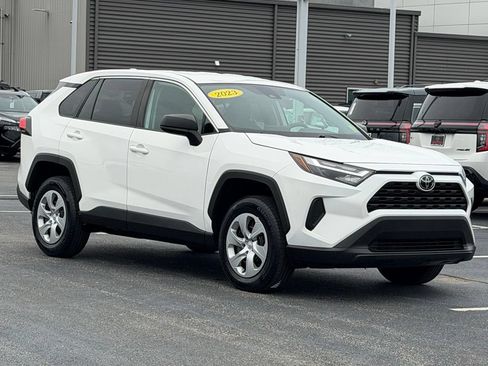 Used 2023 Toyota RAV4 LE FWD image 2