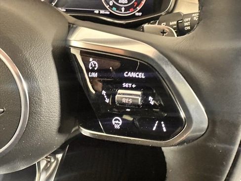 New 2026 Jaguar F-PACE R-Dynamic S image 30