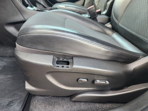 Used 2018 Buick Encore Preferred image 23