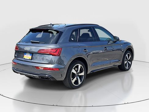 Used 2023 Audi Q5 2.0T Premium Plus w/ Premium Plus Package AWD/4WD image 5