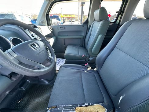Used 2004 Honda Element EX image 11