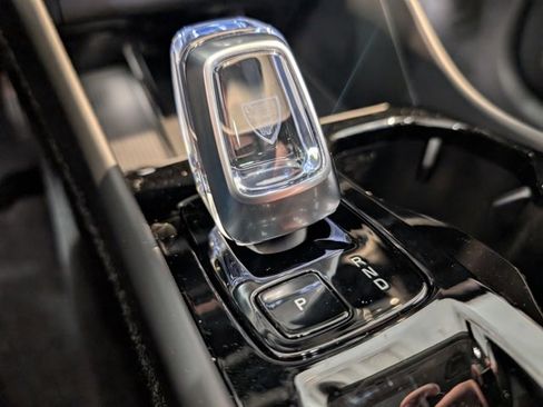 New 2026 Volvo XC40 B5 Plus w/ Protection Package Premier image 22