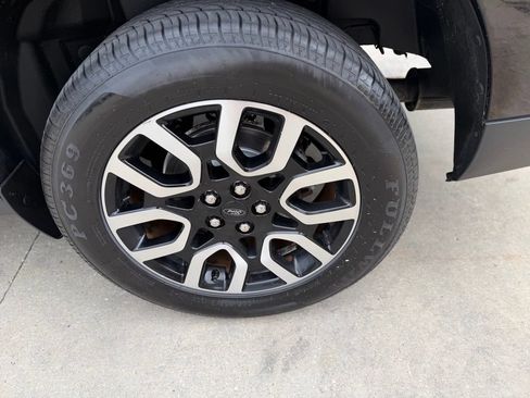 Used 2022 Ford Maverick Lariat FWD image 10